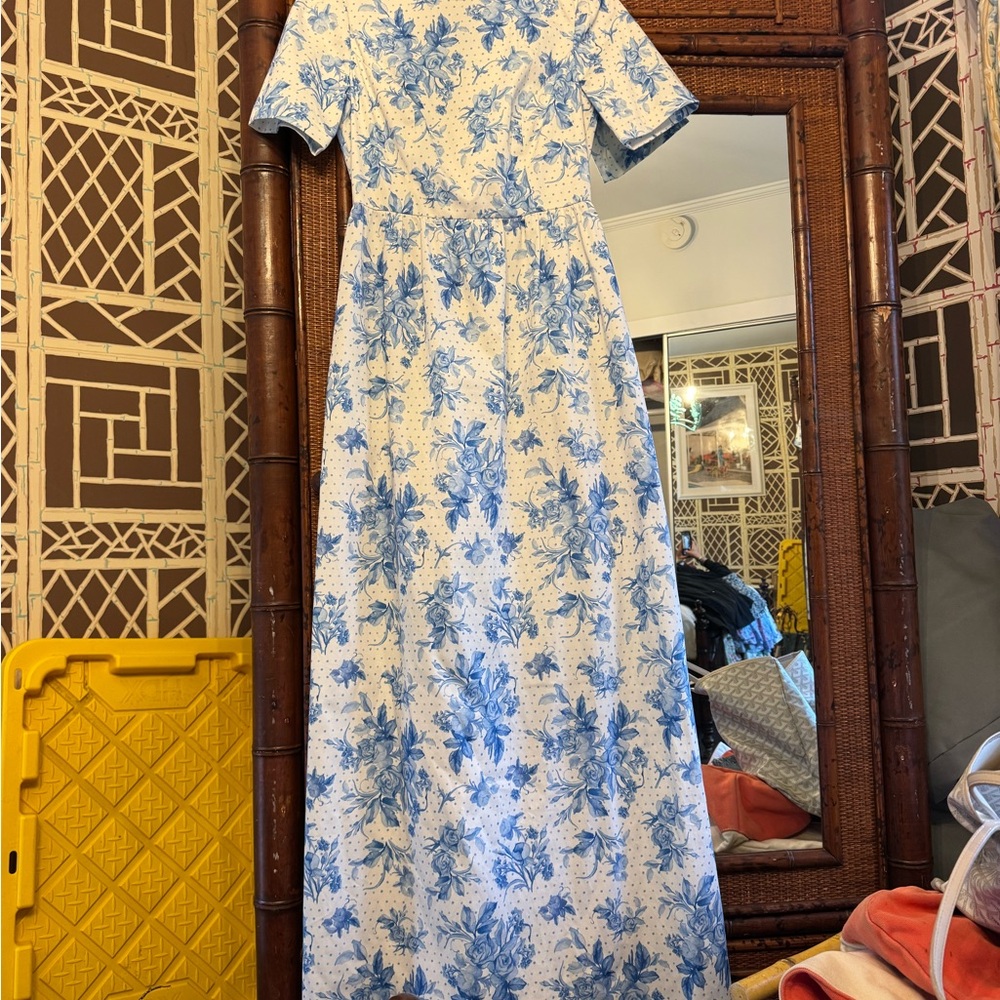 Chic Blue Floral Maxi Dress - Picture 2 of 6